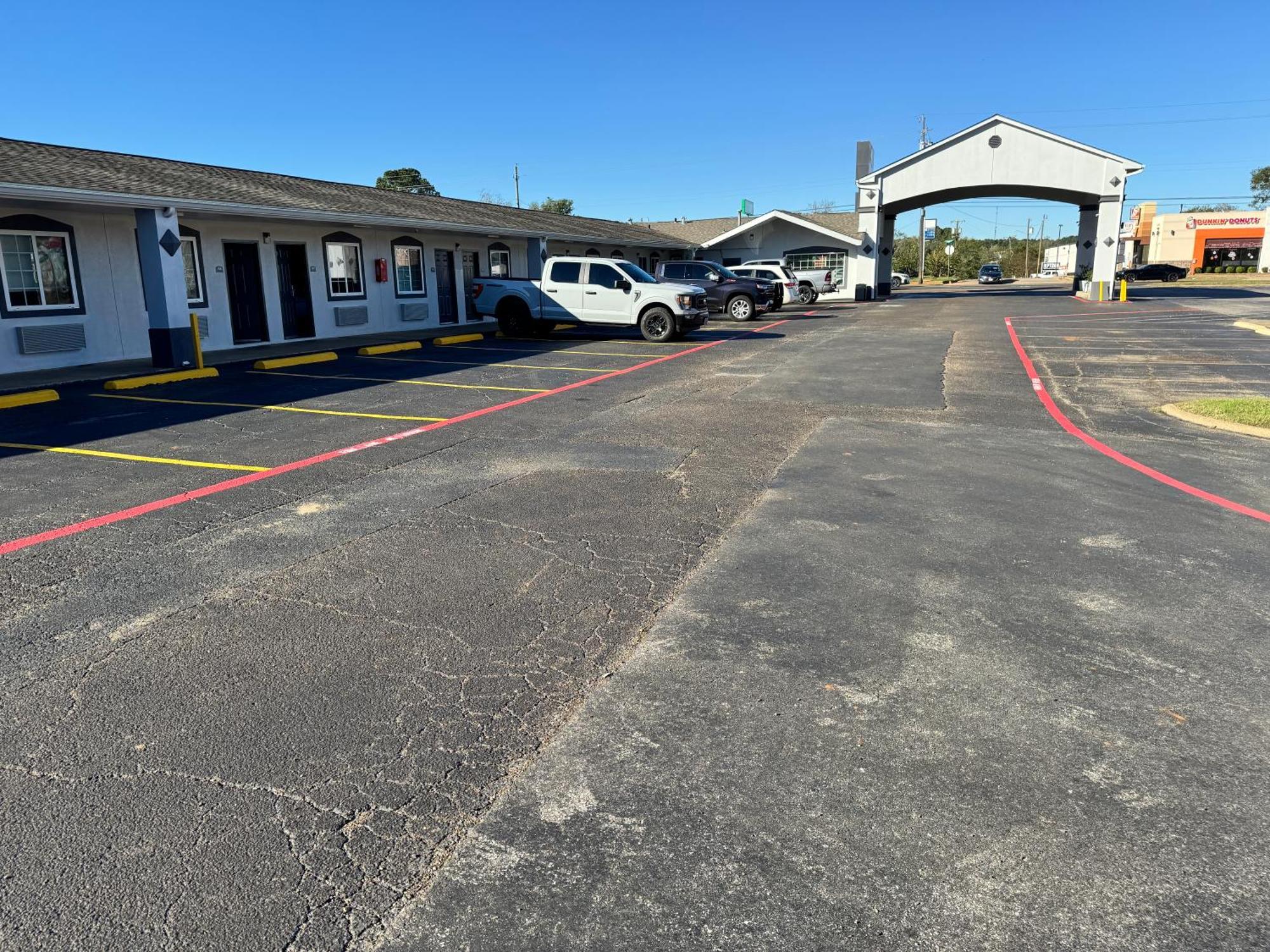 Continental Inn And Suites Nacogdoches Tx Sfa University Downtown 외부 사진